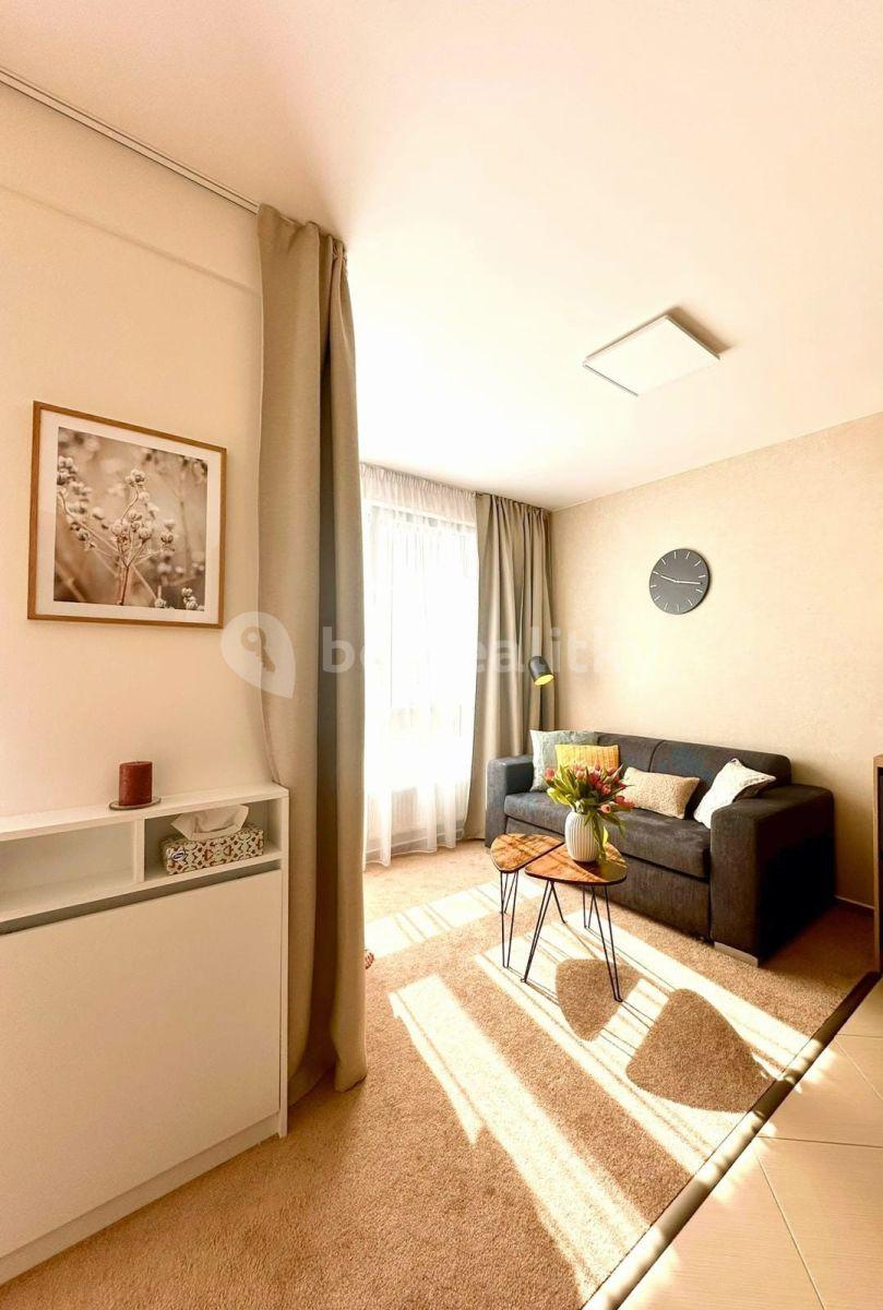 Predaj bytu 1-izbový 36 m², Baarové, Praha, Praha