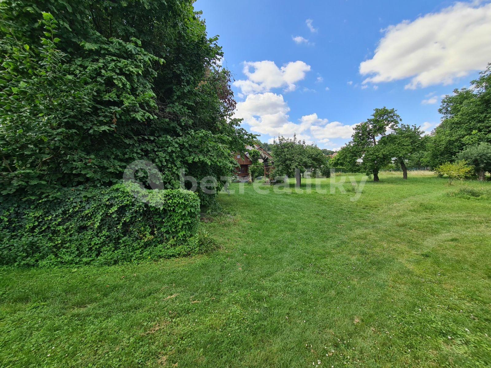 Predaj pozemku 2.590 m², Kralupy nad Vltavou, Středočeský kraj