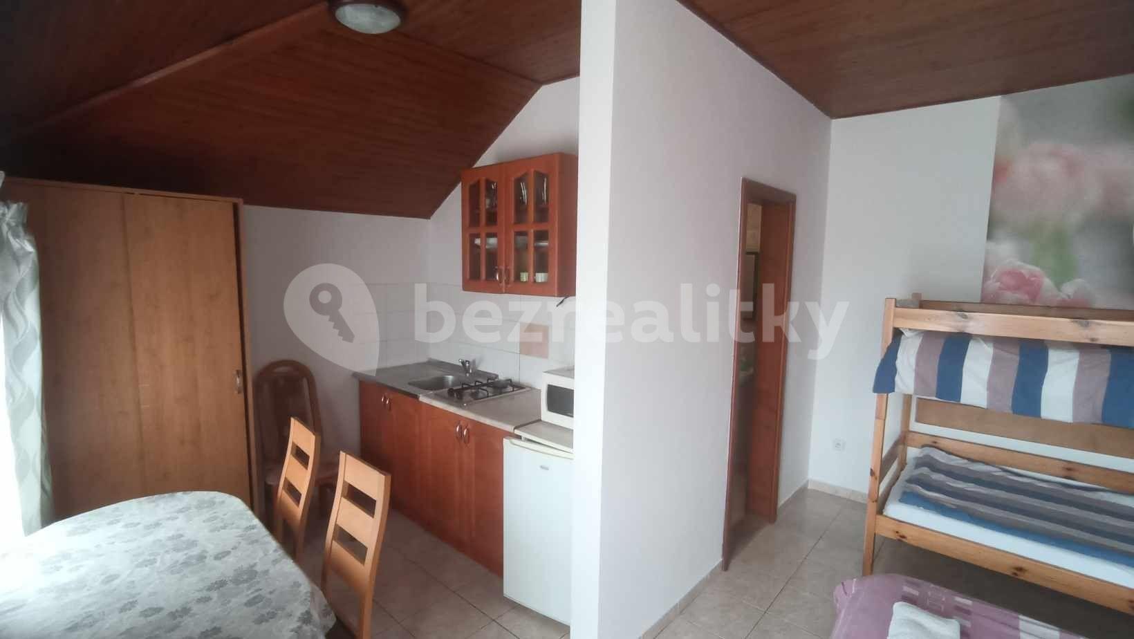 Predaj domu 322 m², pozemek 878 m², Turistická, Veľký Meder, Trnavský kraj