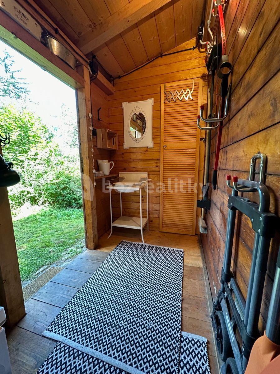 Predaj rekreačného objektu 45 m², pozemek 1.343 m², Lštění, Středočeský kraj