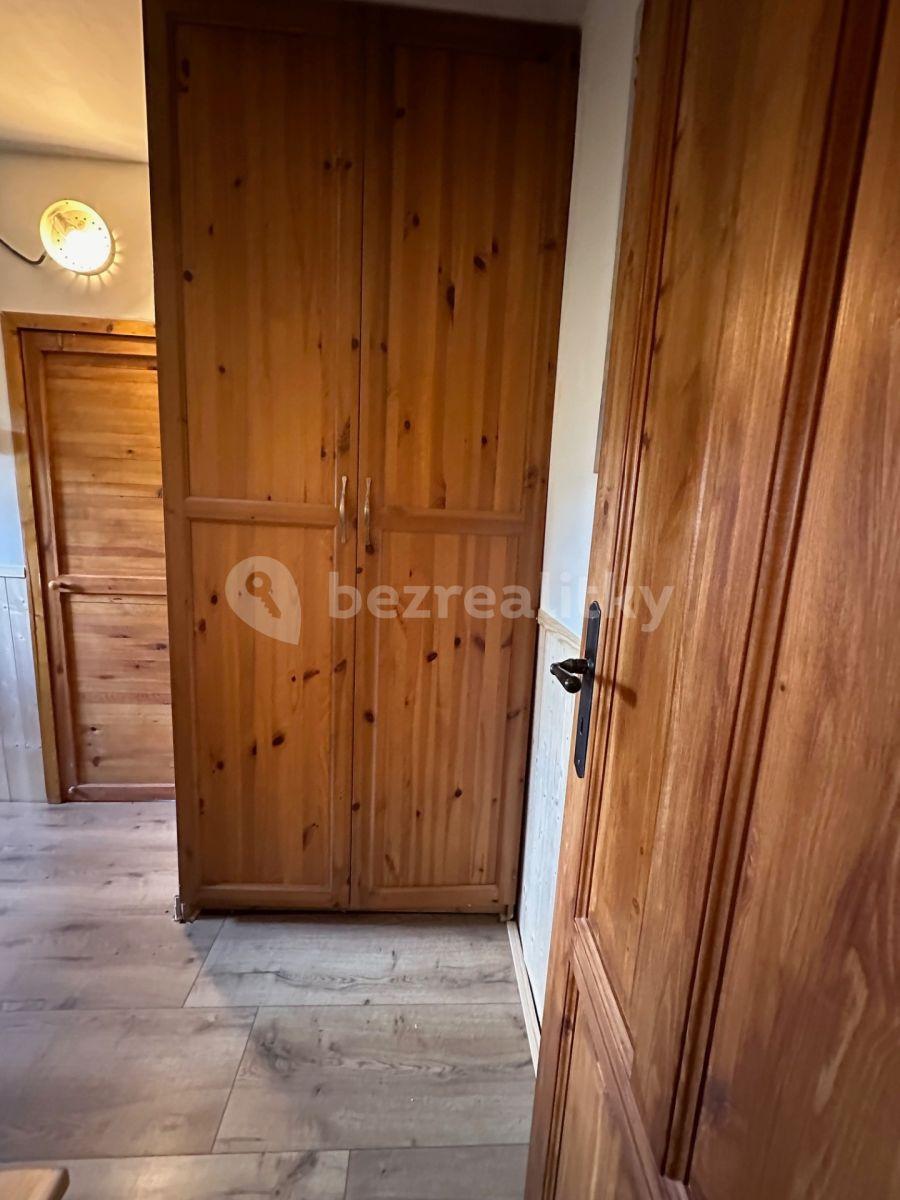 Predaj rekreačného objektu 45 m², pozemek 1.343 m², Lštění, Středočeský kraj