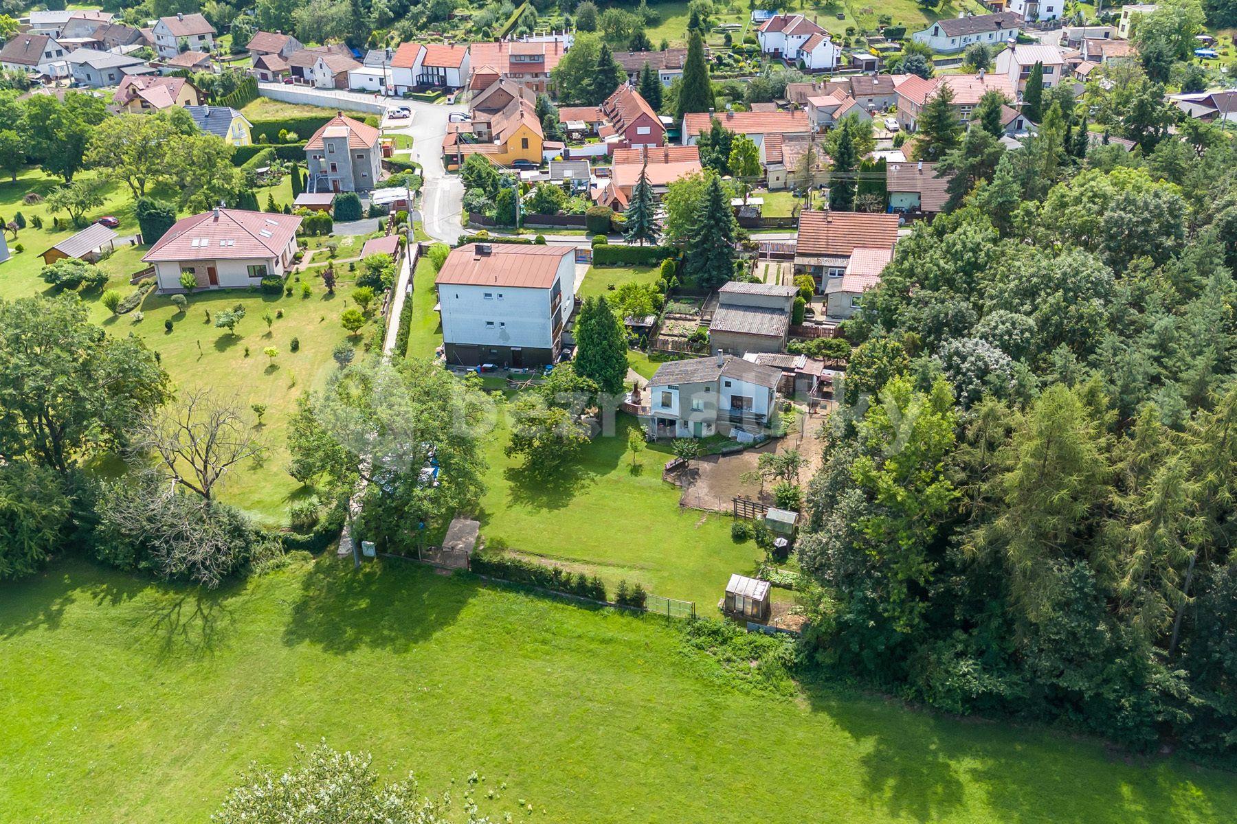 Predaj pozemku 886 m², K Dálnici, Panenské Břežany, Středočeský kraj