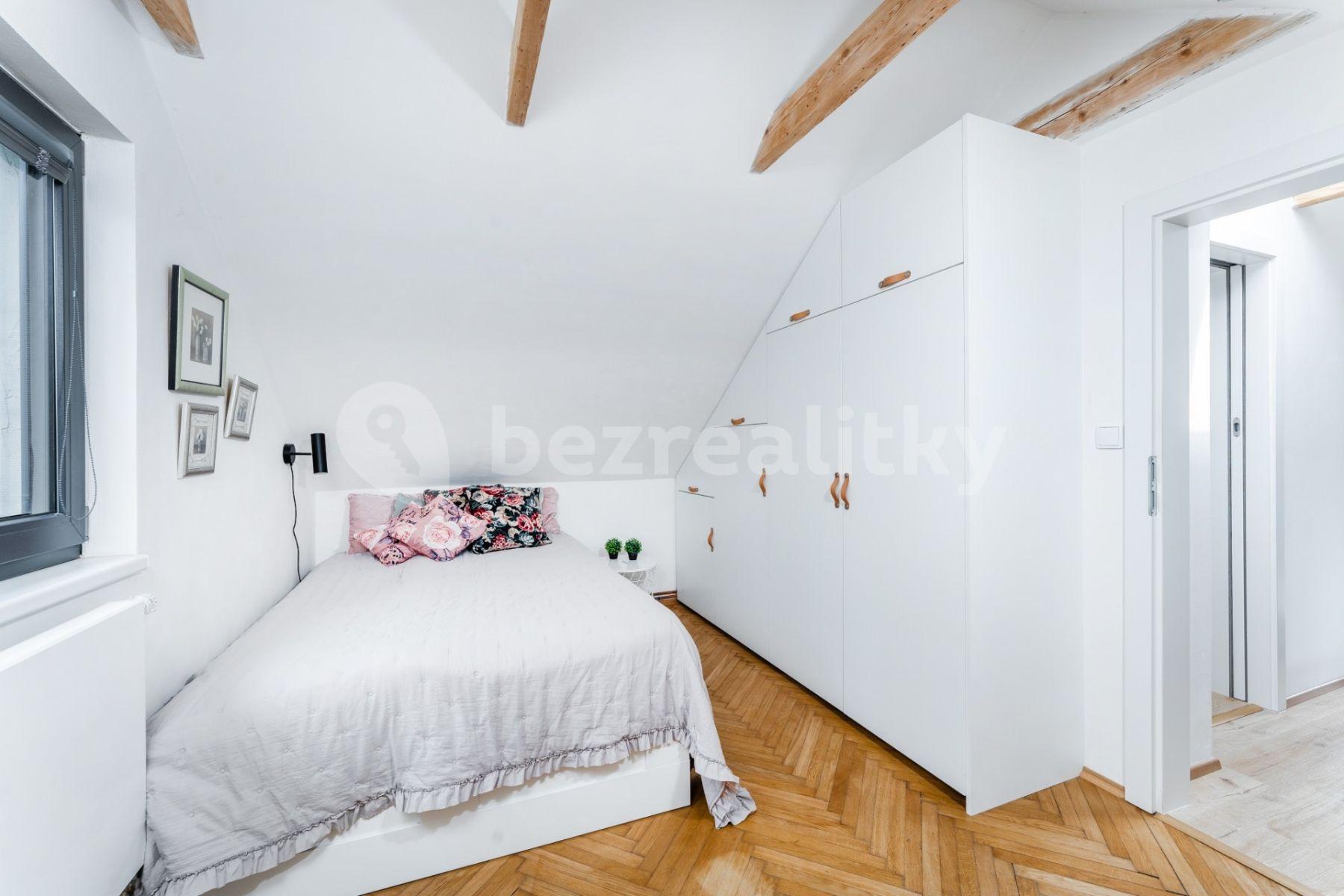 Predaj rekreačného objektu 73 m², pozemek 2.684 m², K Březině, Hrusice, Středočeský kraj