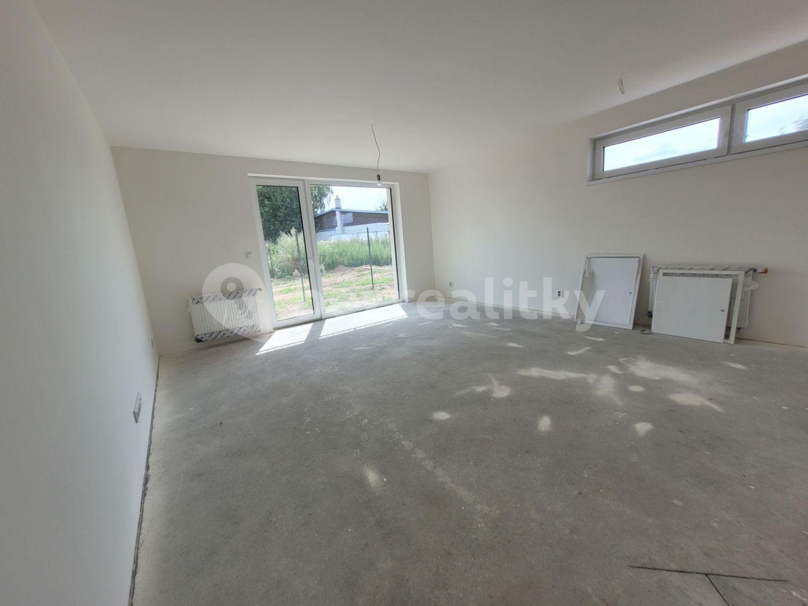 Predaj bytu 2-izbový 85 m², Hlavní, Sulice, Středočeský kraj