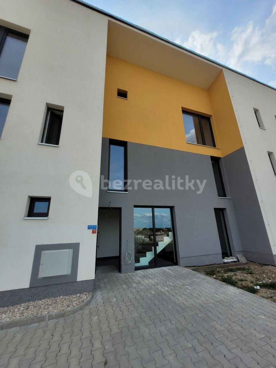 Predaj bytu 2-izbový 85 m², Hlavní, Sulice, Středočeský kraj