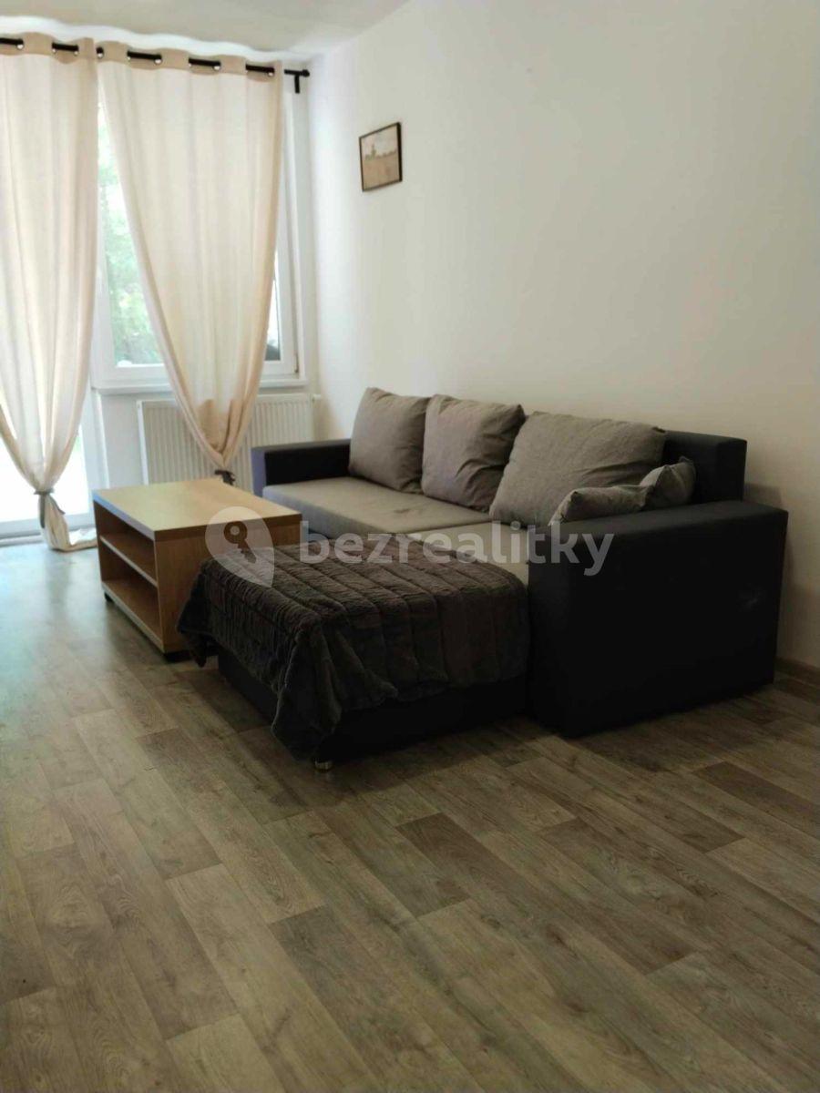 Prenájom bytu 2-izbový 42 m², Všemina, Zlínský kraj