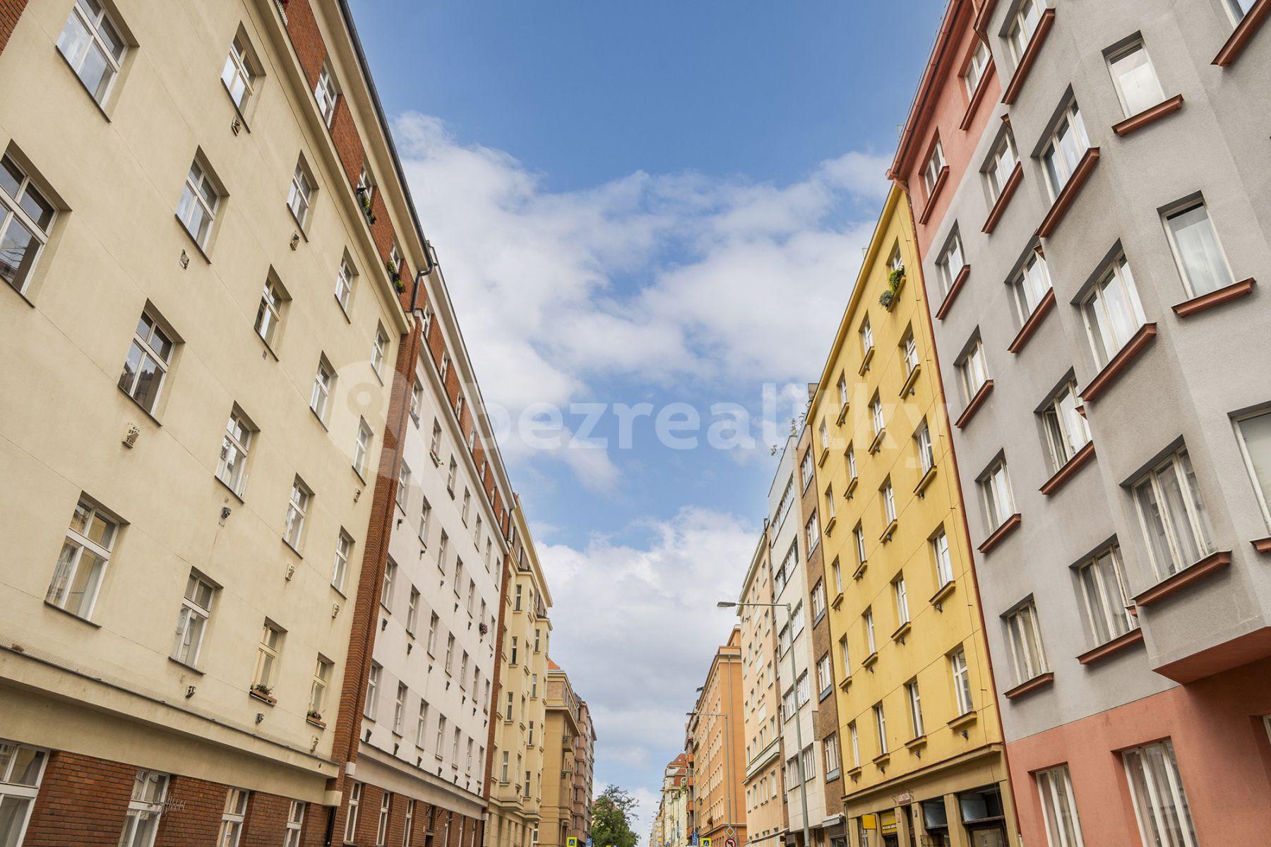 Prenájom bytu 2-izbový 51 m², Slezská, Praha, Praha