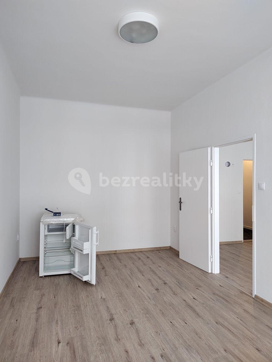 Prenájom bytu 2-izbový 35 m², Polská, Praha, Praha