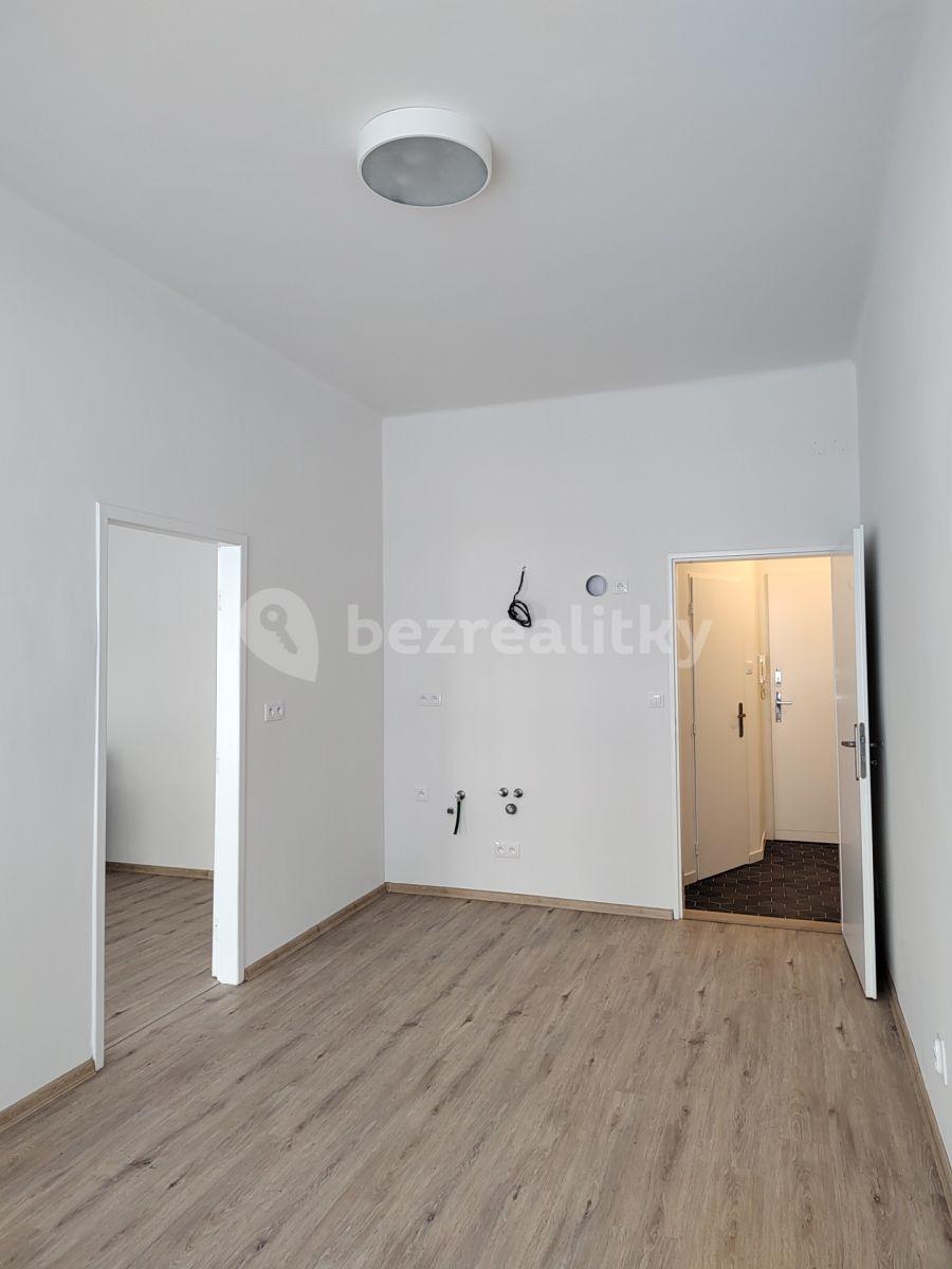 Prenájom bytu 2-izbový 35 m², Polská, Praha, Praha