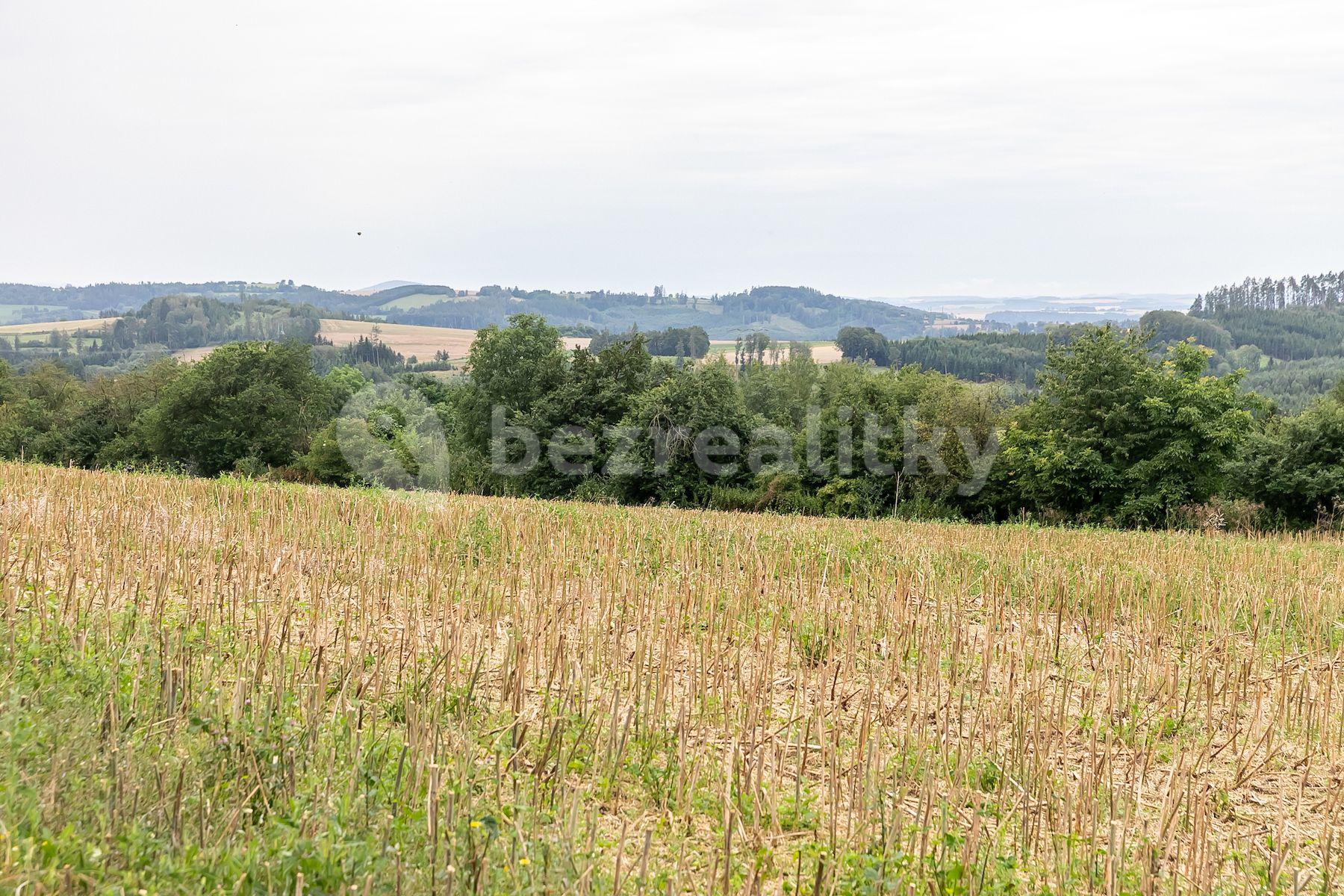 Predaj pozemku 1.800 m², Podveky, Podveky, Středočeský kraj