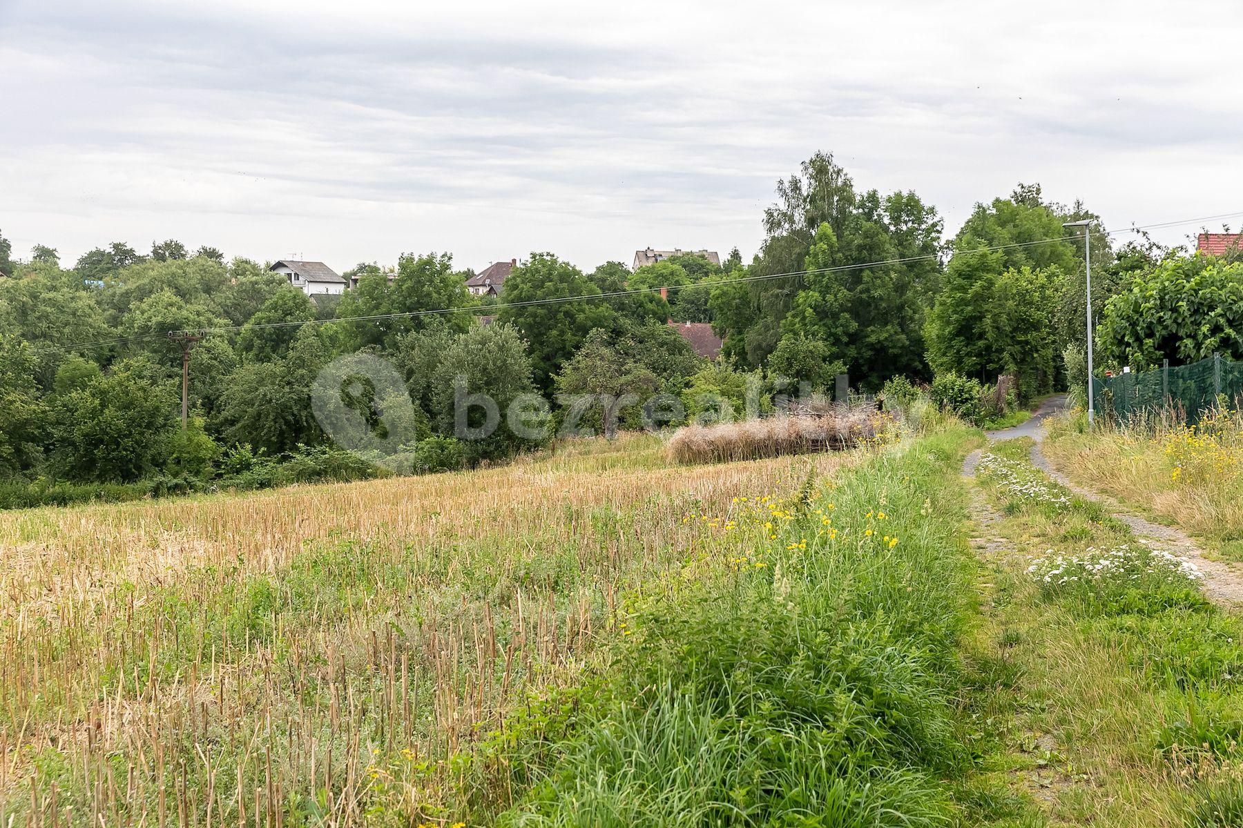 Predaj pozemku 1.800 m², Podveky, Podveky, Středočeský kraj