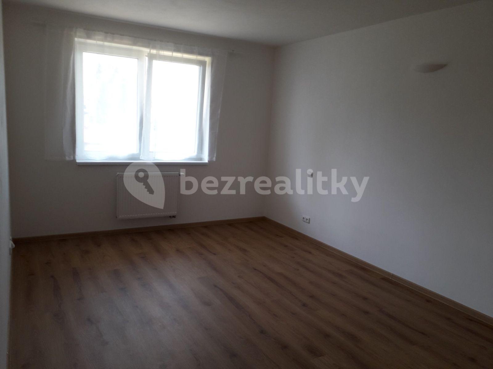 Prenájom domu 180 m², pozemek 573 m², Lipová, Sulice, Středočeský kraj