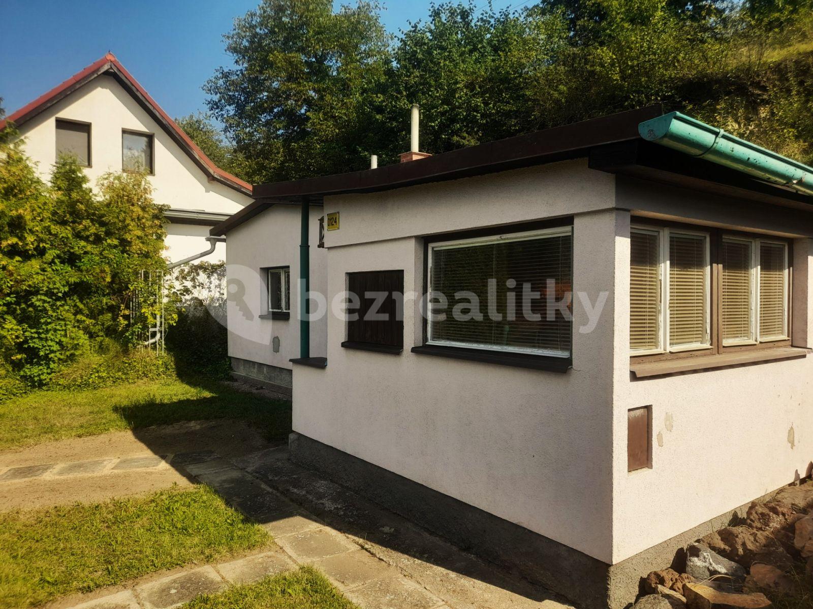 Predaj rekreačného objektu 45 m², pozemek 600 m², Čtyřkoly, Středočeský kraj