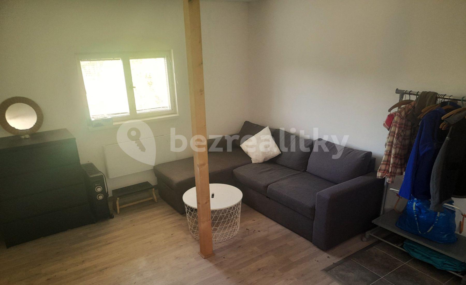 Predaj rekreačného objektu 45 m², pozemek 600 m², Čtyřkoly, Středočeský kraj