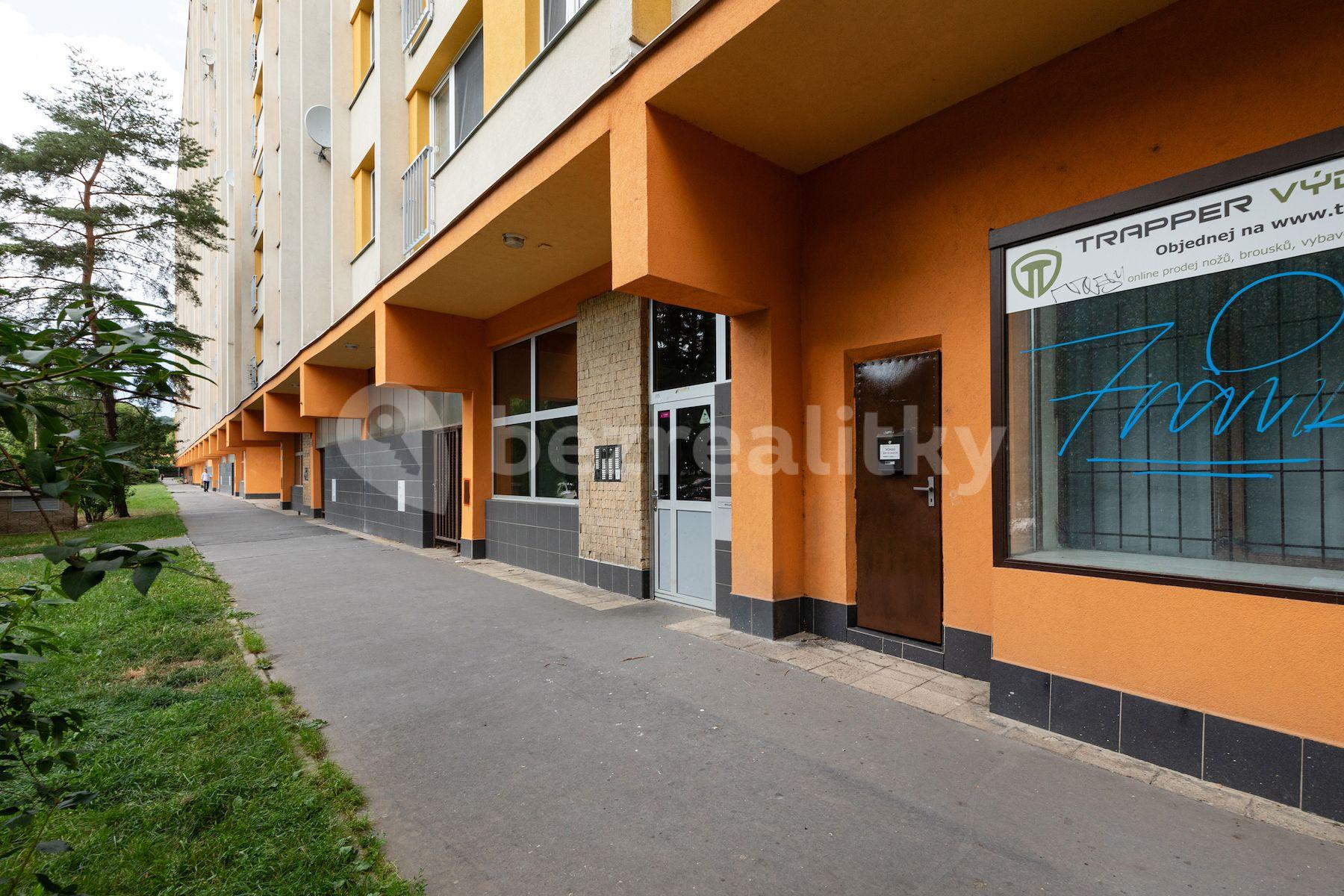 Predaj bytu 3-izbový 70 m², Střekovská, Praha, Praha