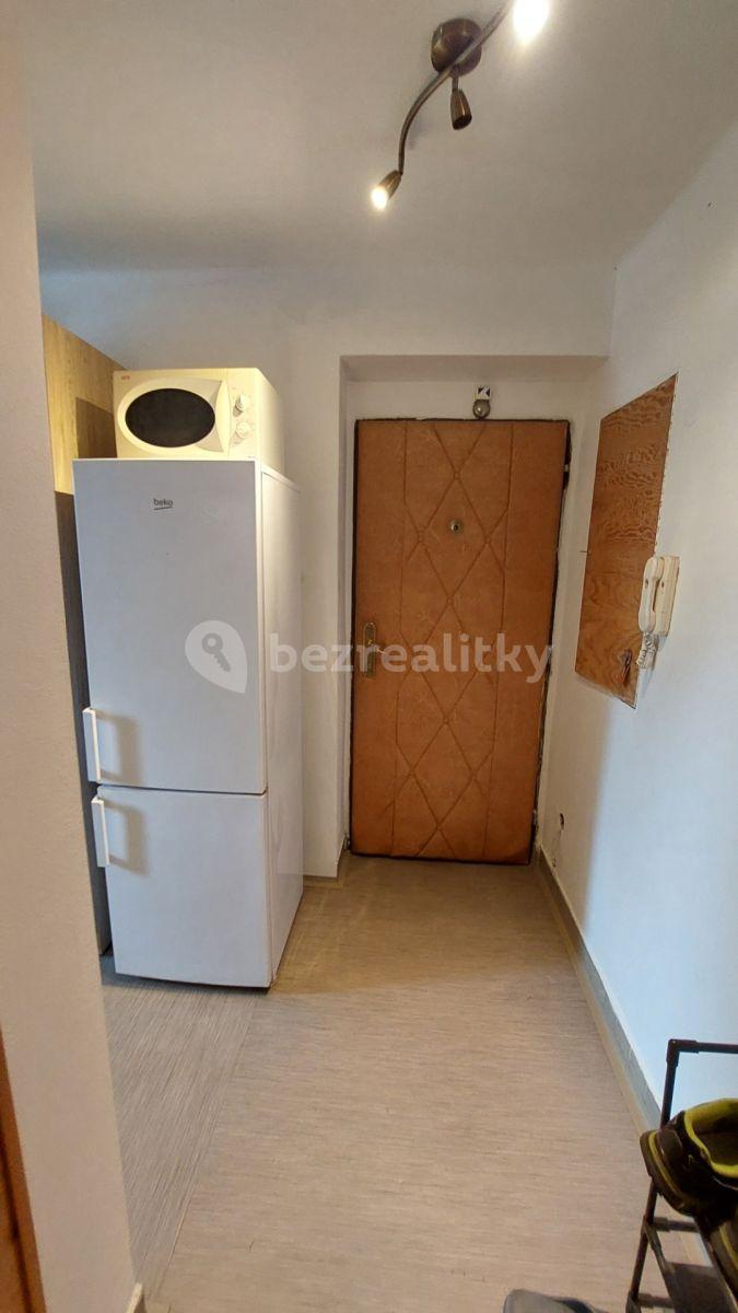 Prenájom bytu 3-izbový 58 m², Stochovská, Praha, Praha