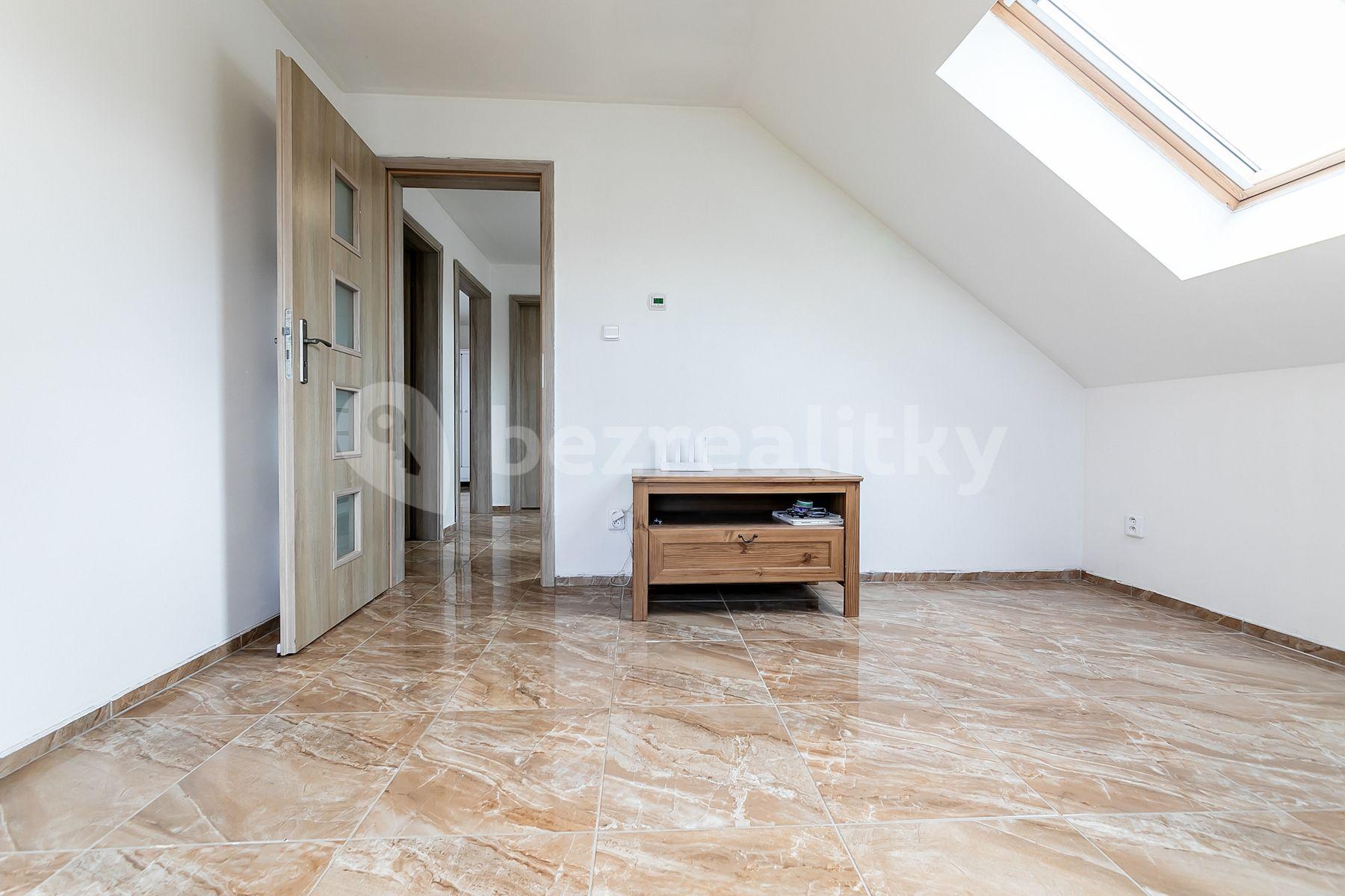 Predaj domu 122 m², pozemek 947 m², U Lékárny, Horní Beřkovice, Ústecký kraj