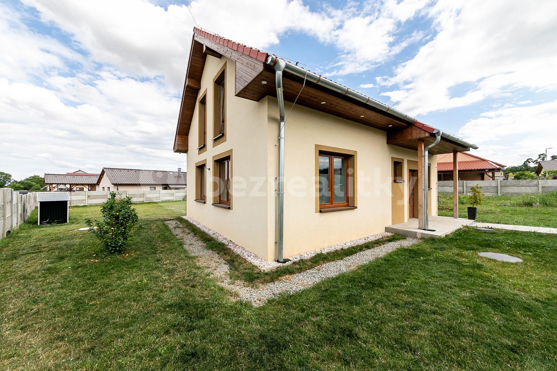 Predaj domu 122 m², pozemek 947 m², U Lékárny, Horní Beřkovice, Ústecký kraj