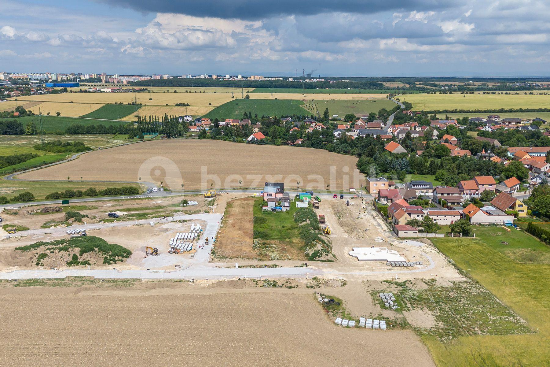 Predaj pozemku 2.100 m², Dolany, Dolany, Středočeský kraj