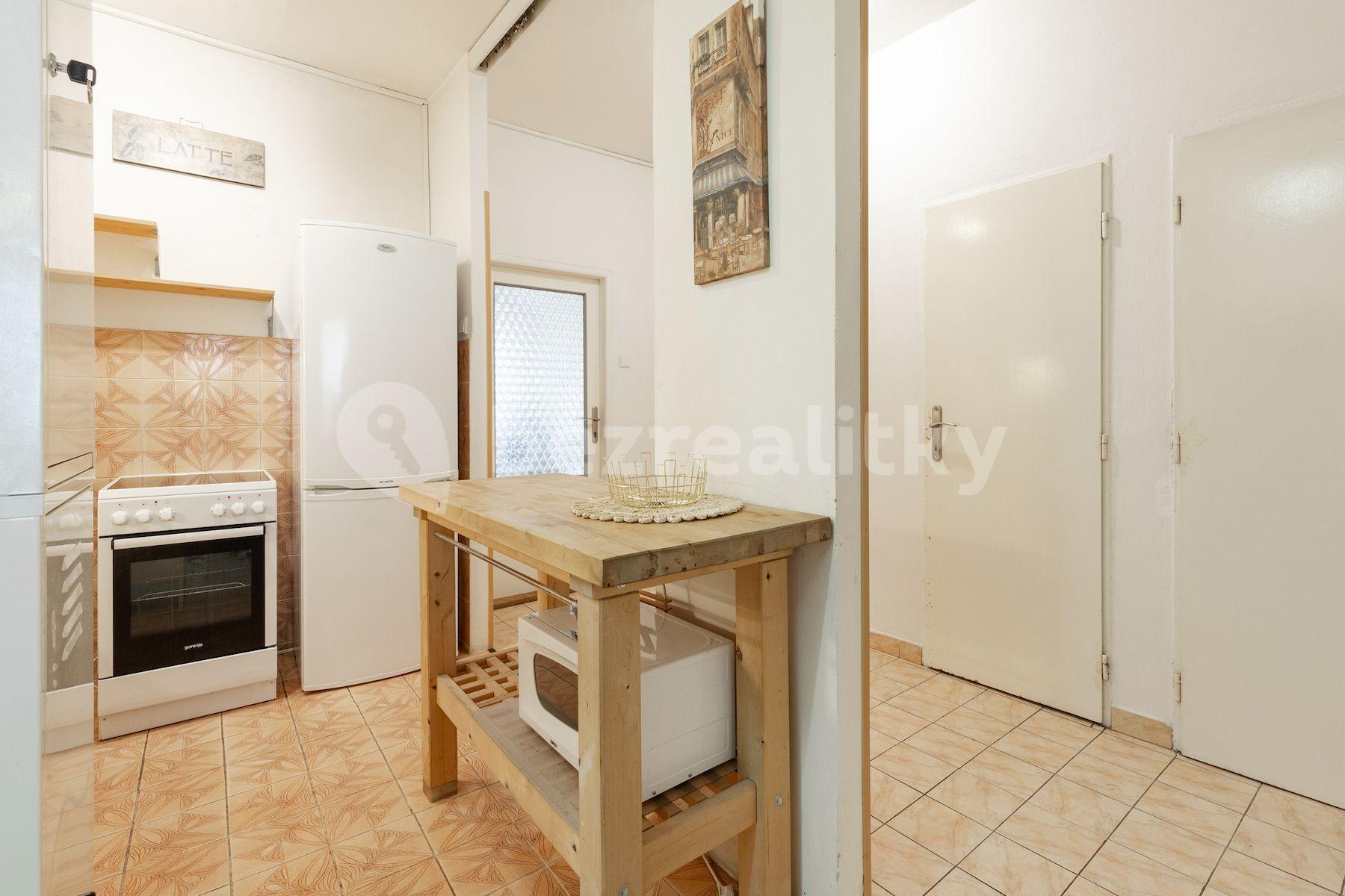 Predaj bytu 3-izbový 77 m², Vinohradská, Praha, Praha