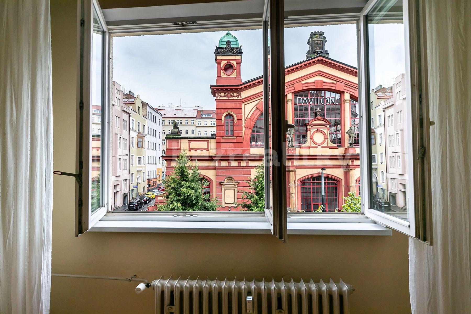 Predaj bytu 3-izbový 77 m², Vinohradská, Praha, Praha