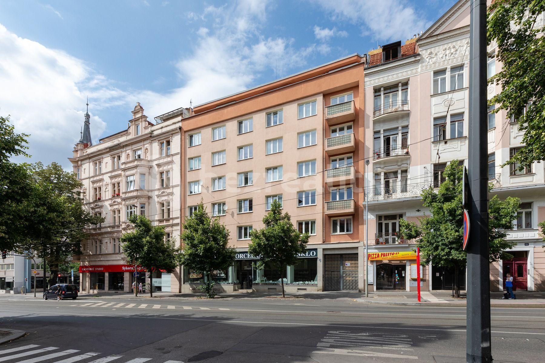 Predaj bytu 3-izbový 77 m², Vinohradská, Praha, Praha