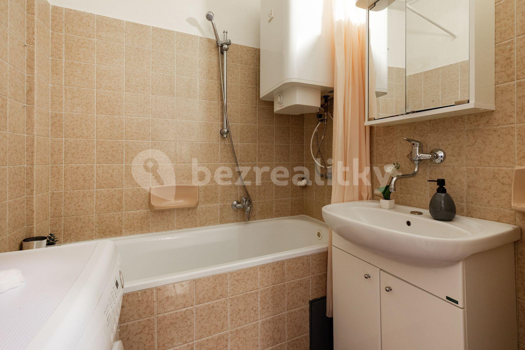 Predaj bytu 3-izbový 77 m², Vinohradská, Praha, Praha