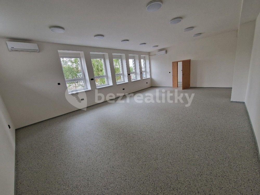 Prenájom nebytového priestoru 340 m², Ke Zlatému kopci, Praha, Praha