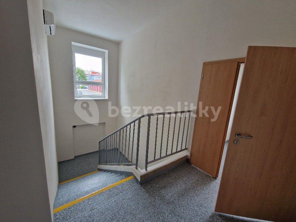 Prenájom nebytového priestoru 340 m², Ke Zlatému kopci, Praha, Praha