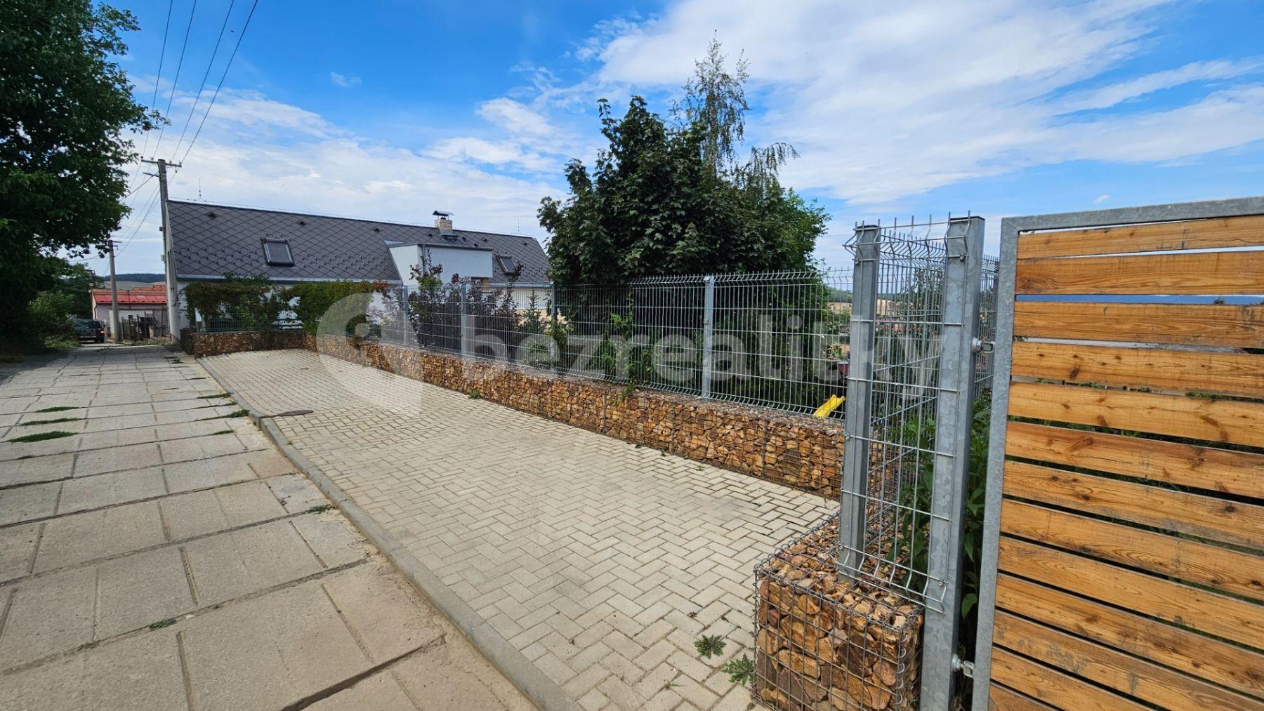 Predaj domu 125 m², pozemek 744 m², Gregoryho, Tmaň, Středočeský kraj