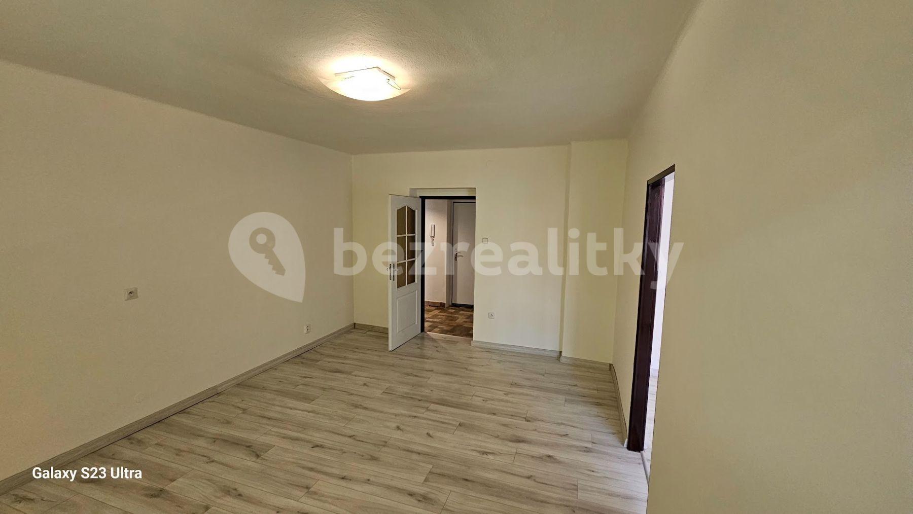 Predaj bytu 3-izbový 84 m², Husovo náměstí, Mladá Vožice, Jihočeský kraj