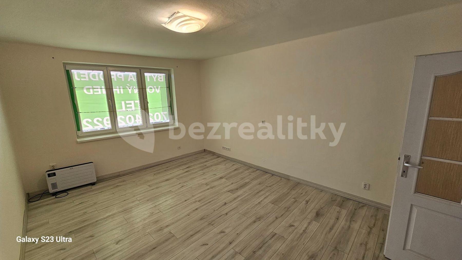 Predaj bytu 3-izbový 84 m², Husovo náměstí, Mladá Vožice, Jihočeský kraj