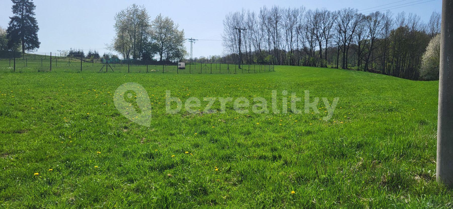 Predaj pozemku 1.800 m², Brniště, Liberecký kraj