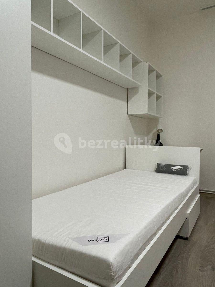 Prenájom bytu 2-izbový 60 m², 28. října, Ostrava, Moravskoslezský kraj