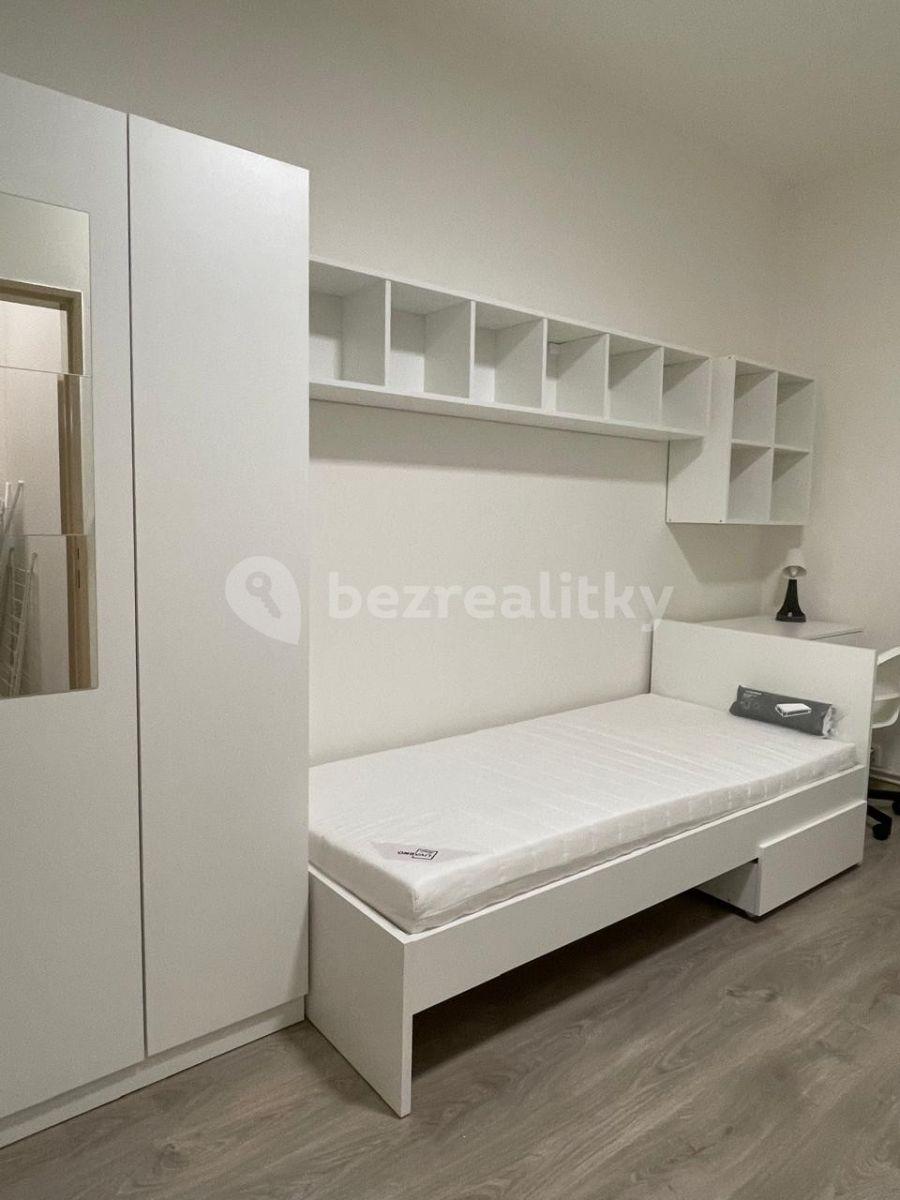 Prenájom bytu 2-izbový 60 m², 28. října, Ostrava, Moravskoslezský kraj