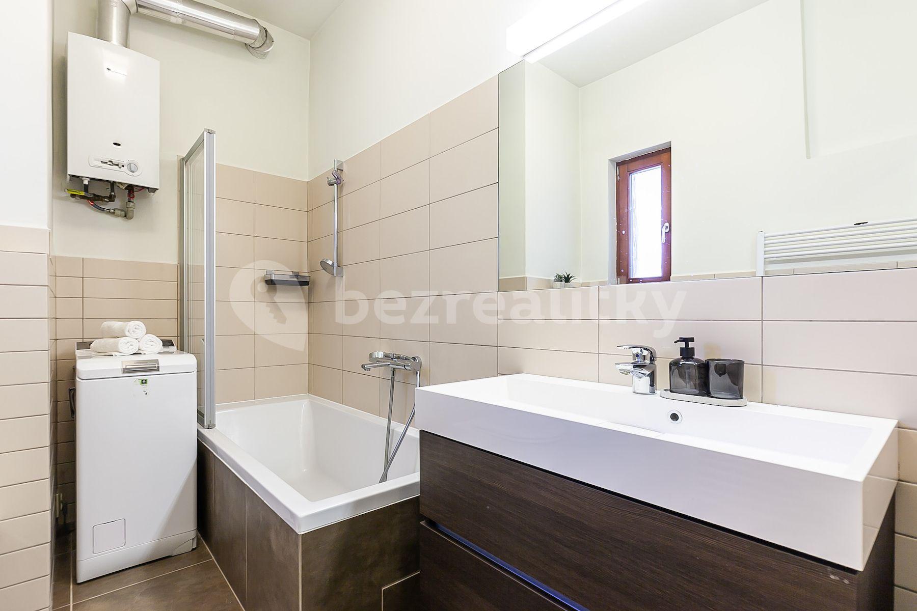 Predaj bytu 2-izbový 58 m², Sokolovská, Praha, Praha