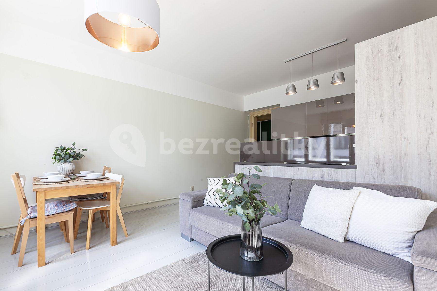 Predaj bytu 2-izbový 58 m², Sokolovská, Praha, Praha