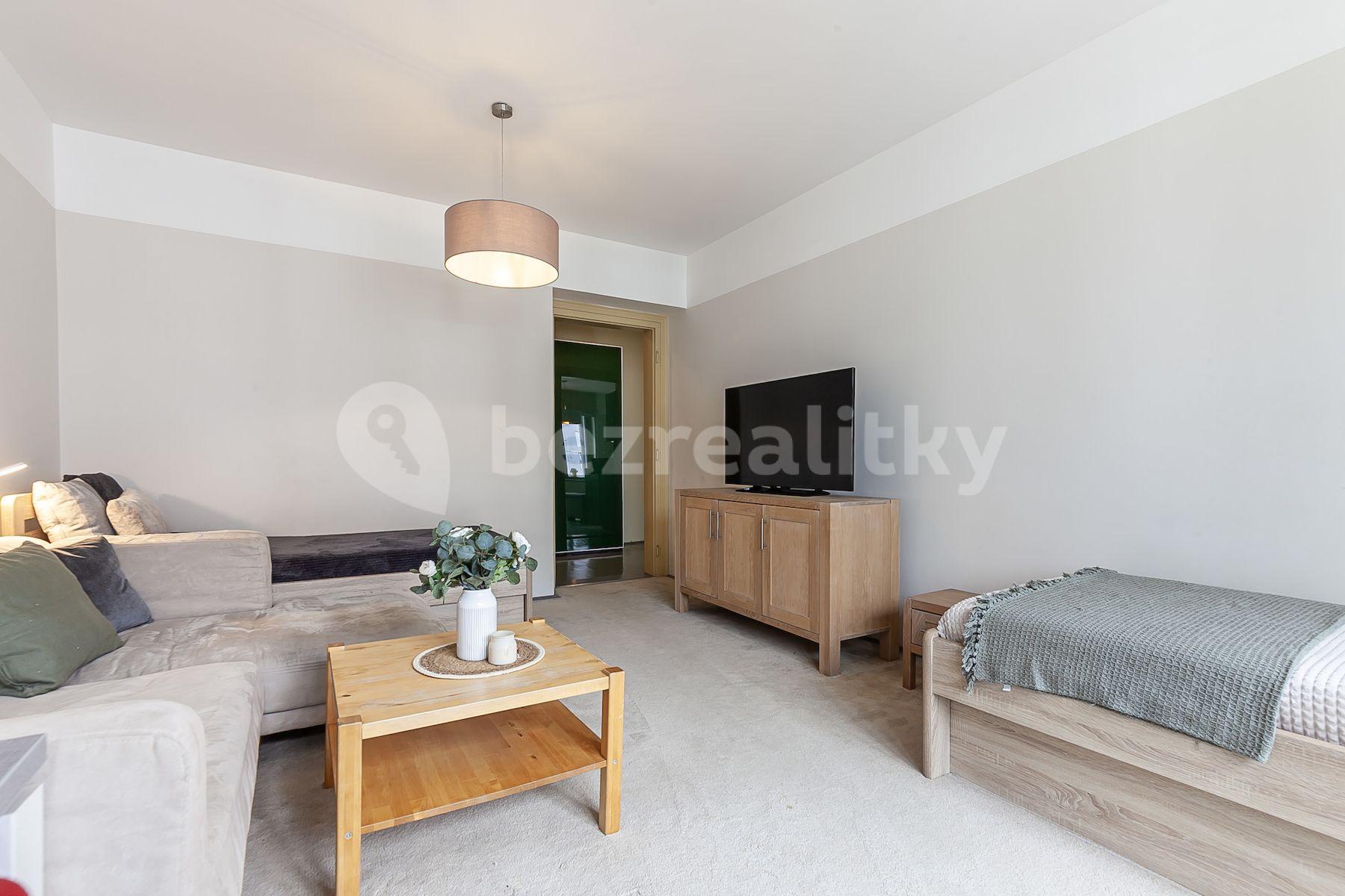 Predaj bytu 2-izbový 58 m², Sokolovská, Praha, Praha