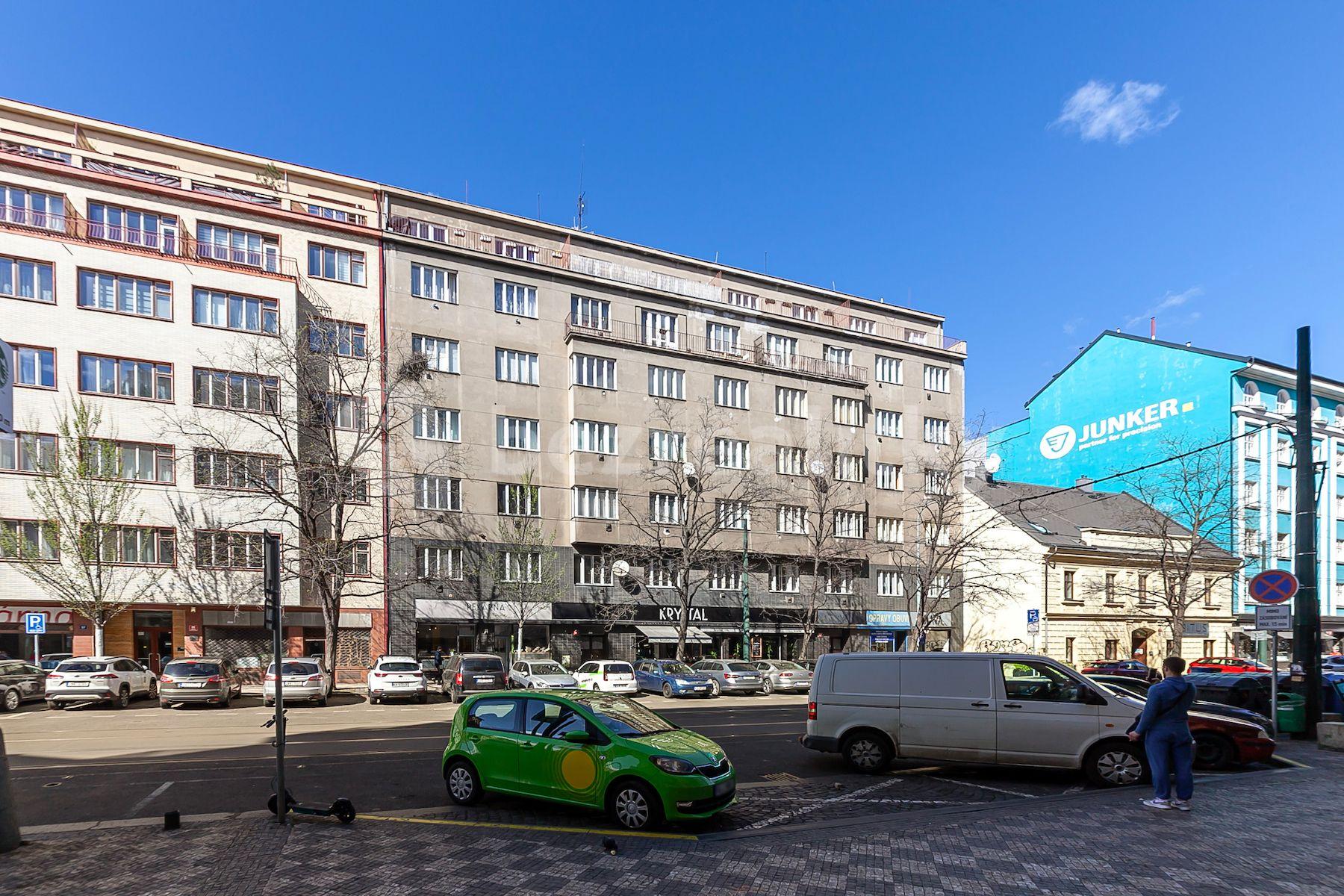 Predaj bytu 2-izbový 58 m², Sokolovská, Praha, Praha