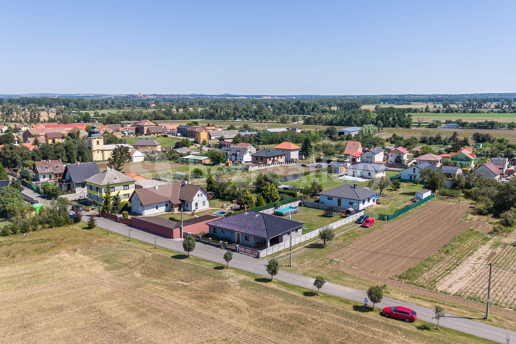 Predaj domu 167 m², pozemek 1.001 m², Zálezlice, Zálezlice, Středočeský kraj