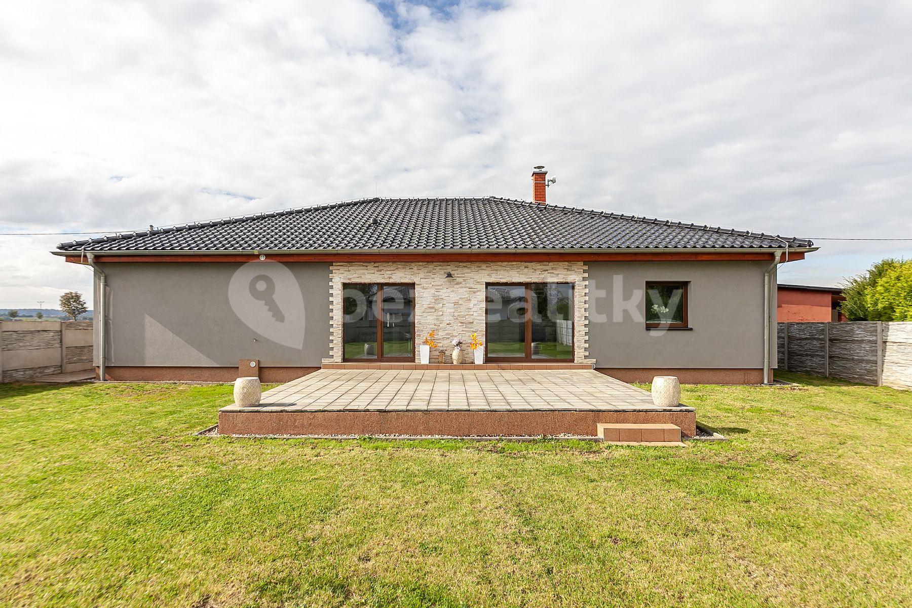 Predaj domu 167 m², pozemek 1.001 m², Zálezlice, Zálezlice, Středočeský kraj