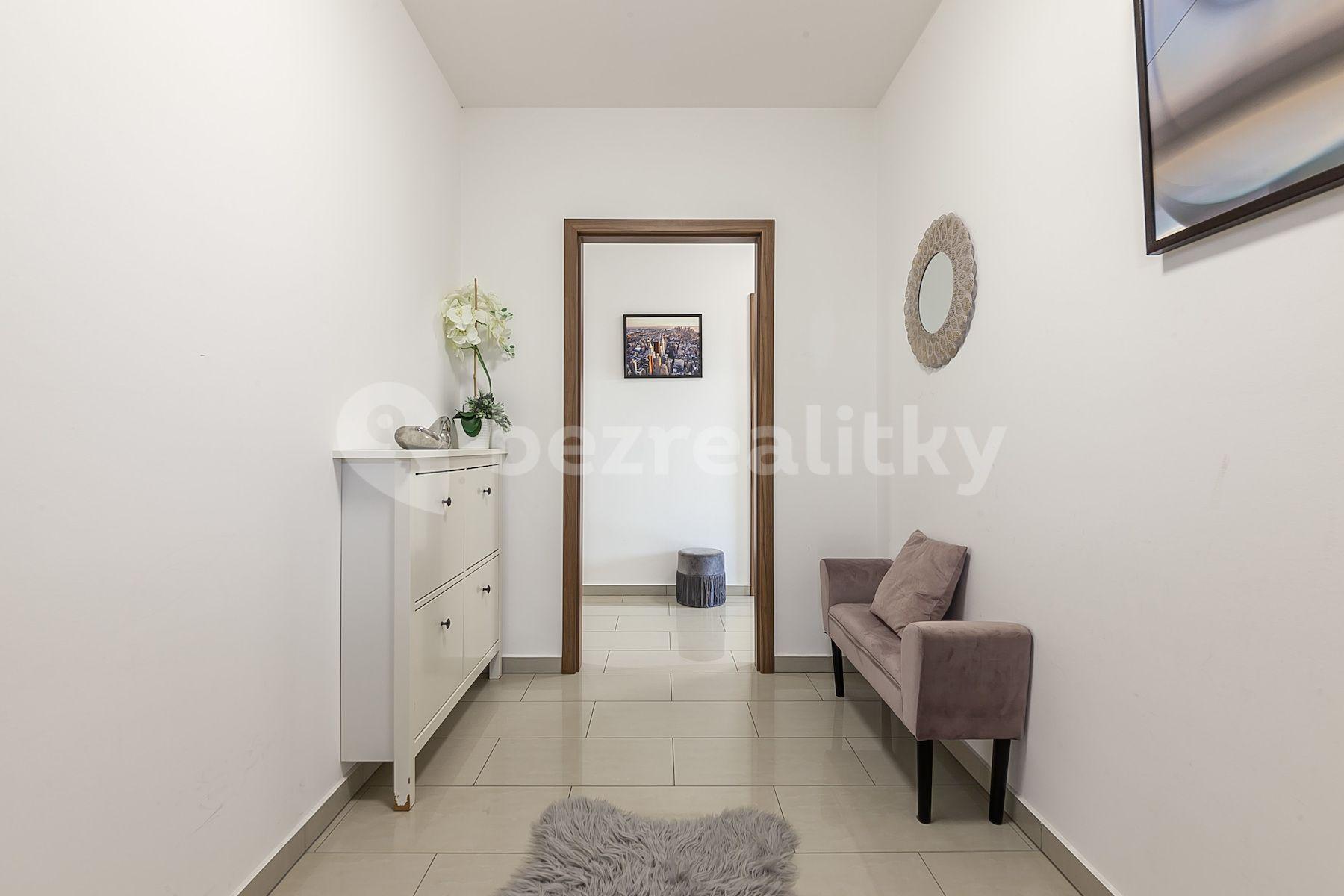 Predaj domu 167 m², pozemek 1.001 m², Zálezlice, Zálezlice, Středočeský kraj