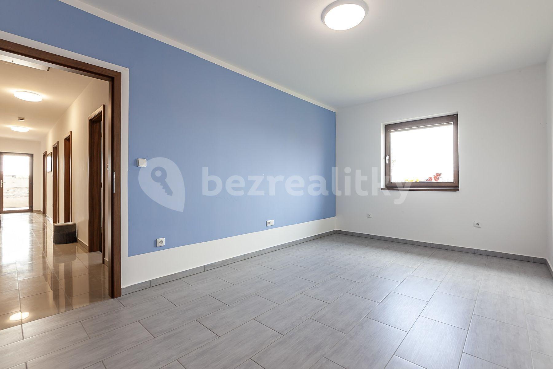 Predaj domu 167 m², pozemek 1.001 m², Zálezlice, Zálezlice, Středočeský kraj