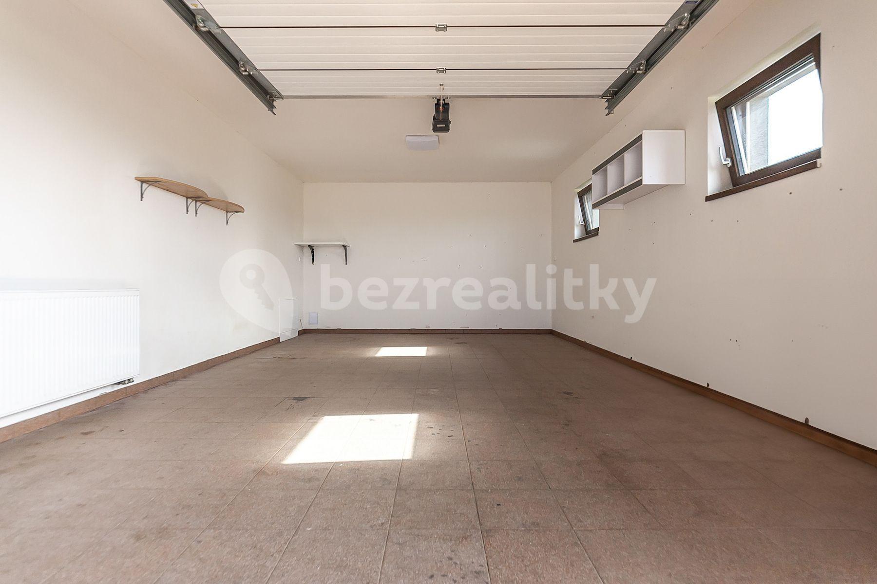 Predaj domu 167 m², pozemek 1.001 m², Zálezlice, Zálezlice, Středočeský kraj