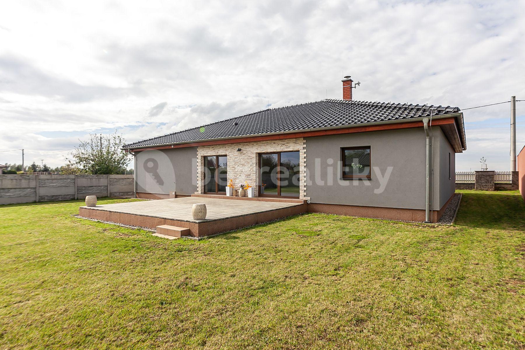 Predaj domu 167 m², pozemek 1.001 m², Zálezlice, Zálezlice, Středočeský kraj