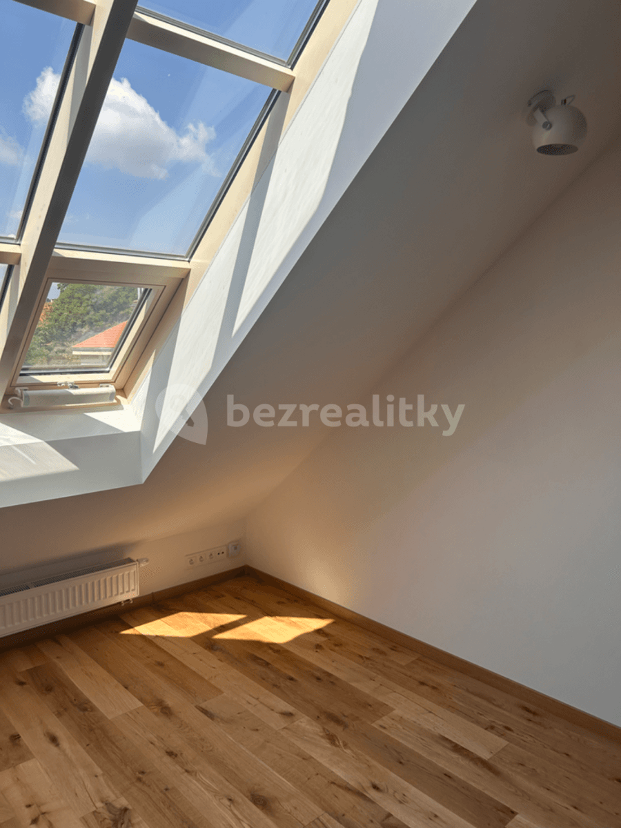 Predaj bytu 1-izbový 28 m², Studentská, Praha, Praha