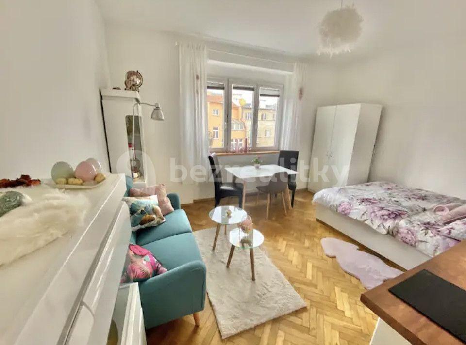 Prenájom bytu 1-izbový 25 m², Na Bitevní Pláni, Praha, Praha