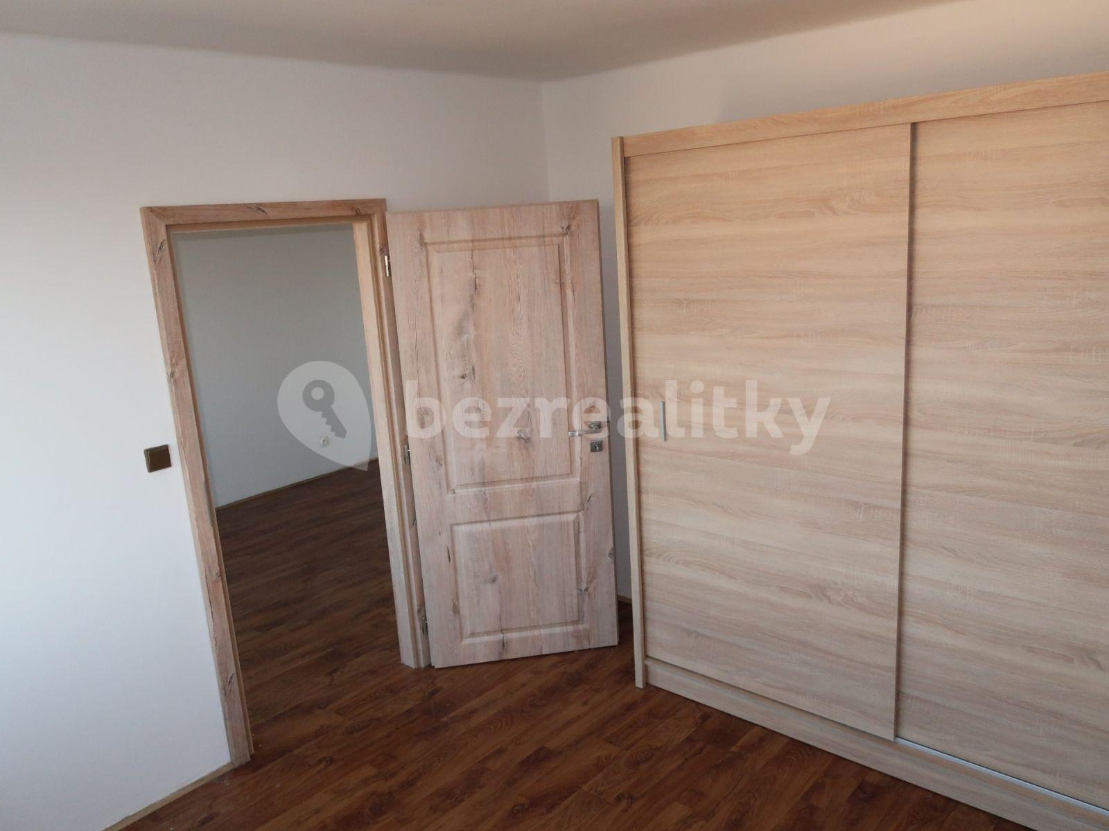 Prenájom bytu 2-izbový 34 m², Veverkova, Hradec Králové, Královéhradecký kraj