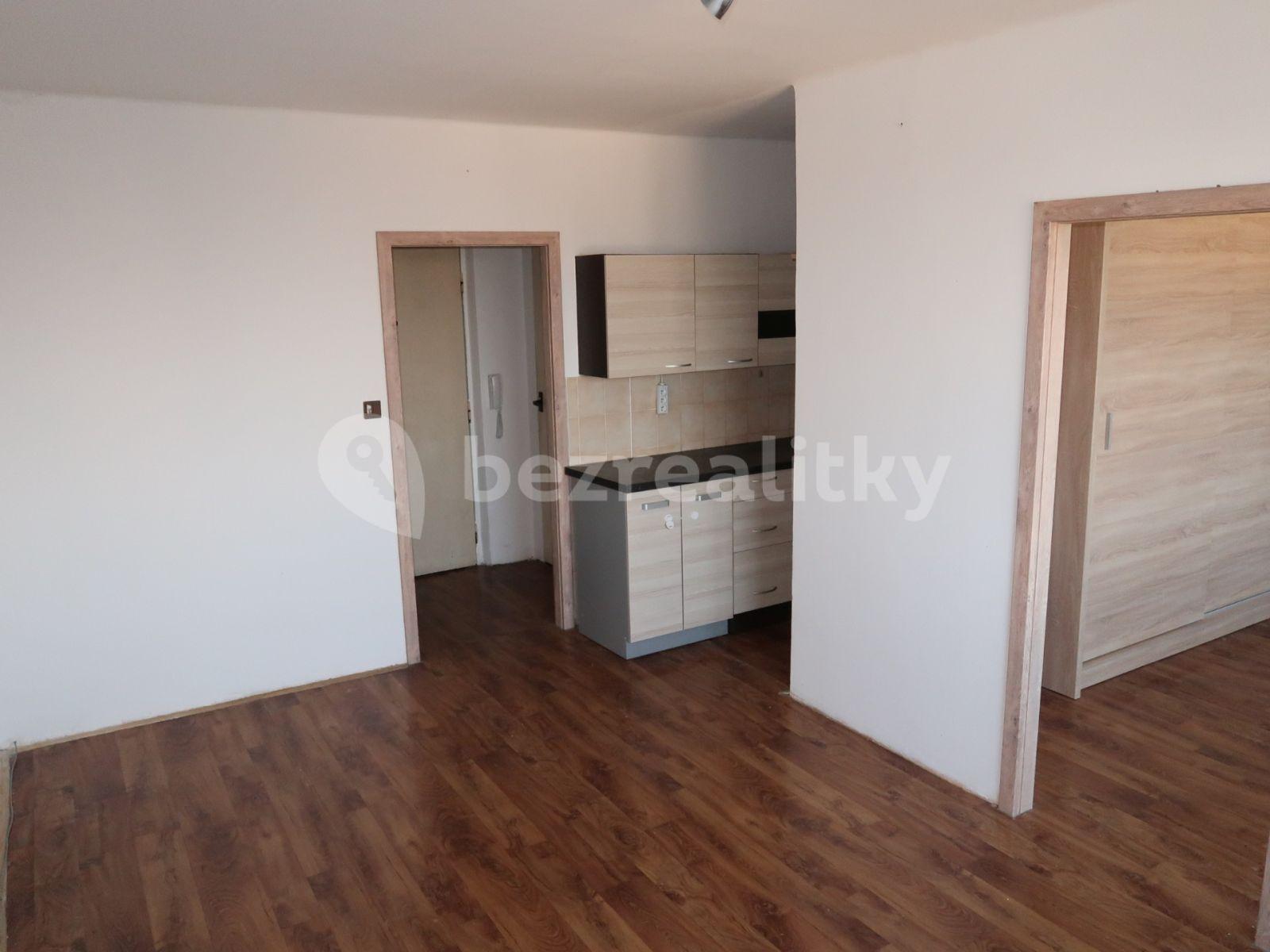 Prenájom bytu 2-izbový 34 m², Veverkova, Hradec Králové, Královéhradecký kraj