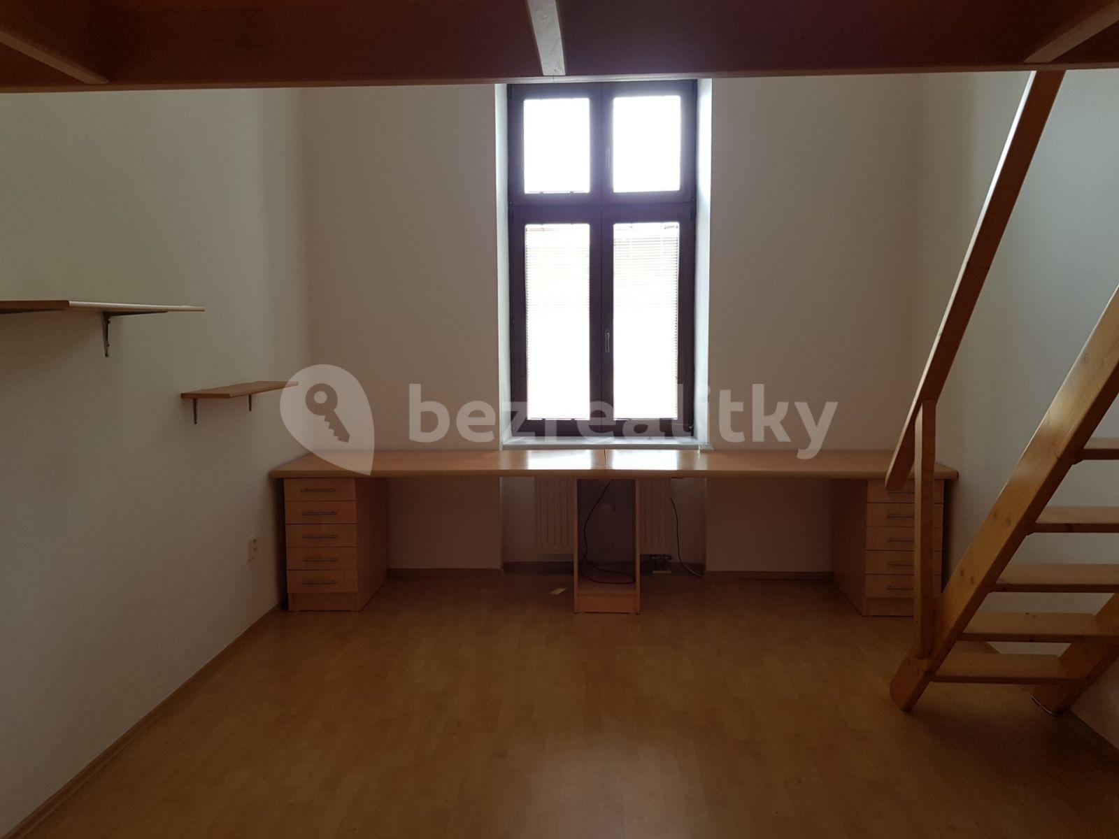 Prenájom bytu 2-izbový 107 m², třída Československé armády, Hranice, Olomoucký kraj